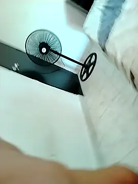 Snapshot of attractive-sexx chatting on 14, 4, 2026 attractive-sexx online show from 14, 4, 2026