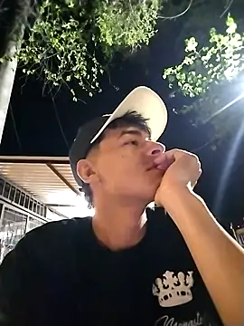 Snapshot of attractive-sexx chatting on 16, 4, 2026 attractive-sexx online show from 16, 4, 2026