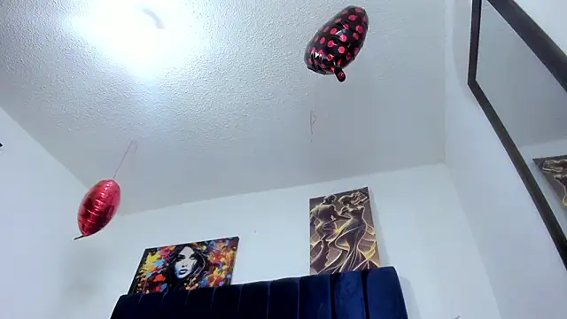 Snapshot of Bombom_brown1 chatting on 13, 2, 2026 Bombom brown1 online show from 13, 2, 2026