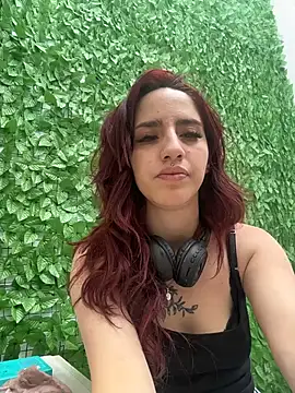 elodie rouge online show from 2, 4, 2026