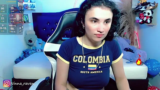 Snapshot of AriaDark chatting on 8, 7, 2026 AriaDark online show from 8, 7, 2026