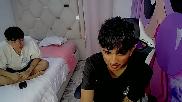 Maxwell boys online show from 5, 2, 2026