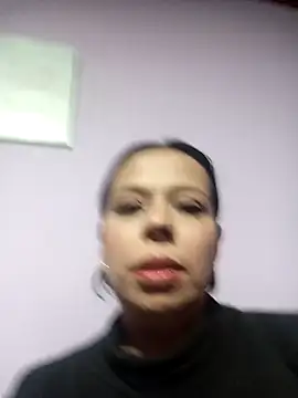 RossyAlvarez online show from 12, 4, 2026