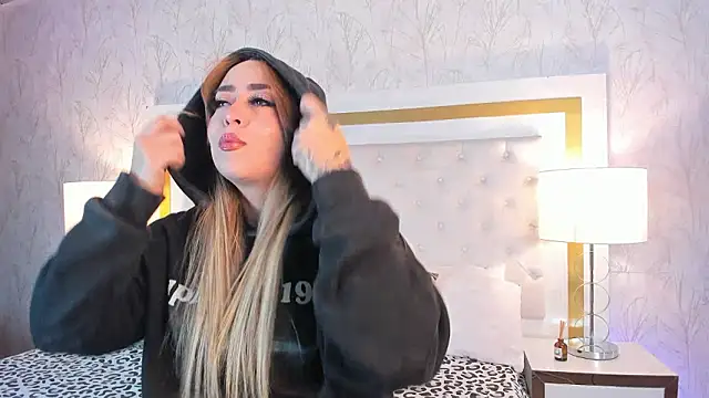 Xara Shadow online show from 17, 2, 2026