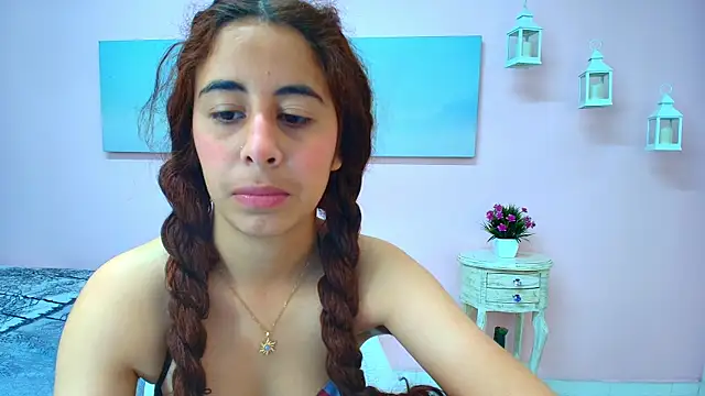 Snapshot of scarlett_clyde chatting on 16, 7, 2026 scarlett clyde online show from 16, 7, 2026