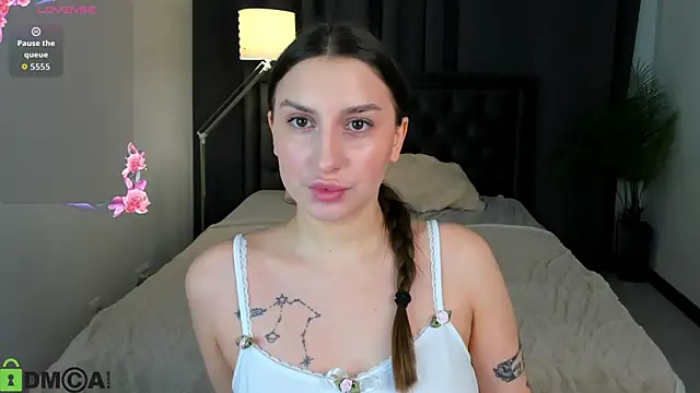 Celine Coello online show from 3, 3, 2026