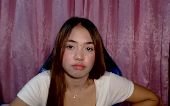 pinay mayahiga online show from 11, 5, 2026