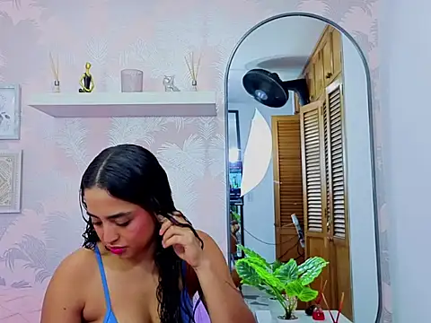 Emma Thompssonn online show from 2, 2, 2026