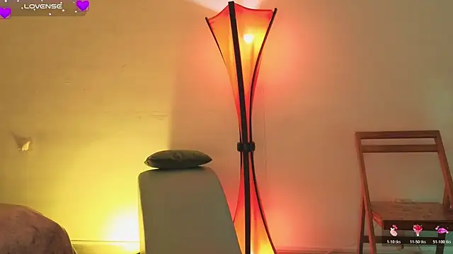 fransheskarossi online show from 5, 4, 2026