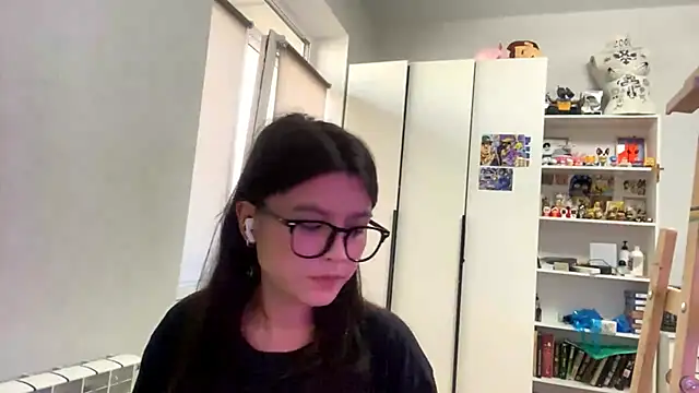 Snapshot of SaintMari chatting on 6, 5, 2026 SaintMari online show from 6, 5, 2026