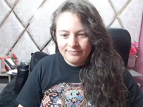 Snapshot of Sarah_Boobs_ chatting on 8, 2, 2026 Sarah Boobs online show from 8, 2, 2026