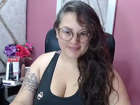 Snapshot of Sarah_Boobs_ chatting on 9, 2, 2026 Sarah Boobs online show from 9, 2, 2026