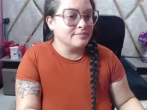 Snapshot of Sarah_Boobs_ chatting on 20, 2, 2026 Sarah Boobs online show from 20, 2, 2026