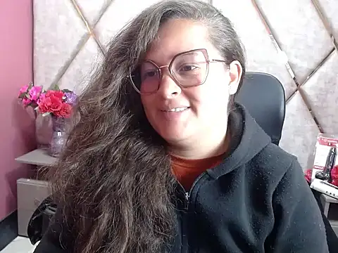 Snapshot of Sarah_Boobs_ chatting on 27, 2, 2026 Sarah Boobs online show from 27, 2, 2026