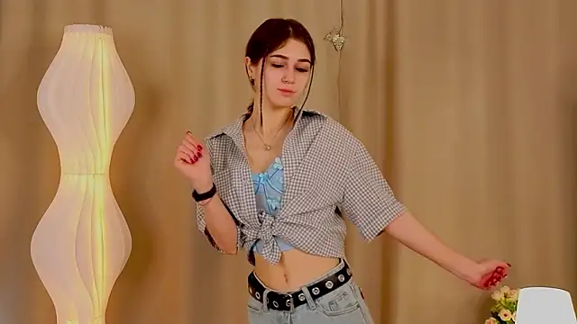 Snapshot of HaIinaDifabio chatting on 2, 2, 2026 HaIinaDifabio online show from 2, 2, 2026