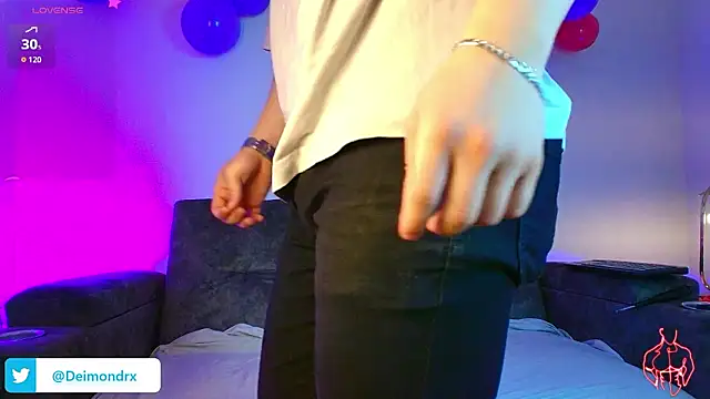 Alexander Connor online show from 8, 3, 2026