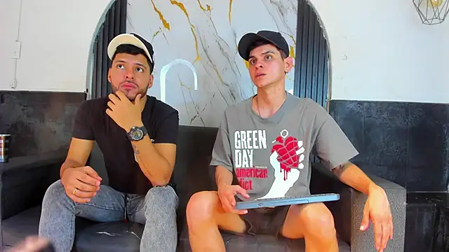 Angel Villareal online show from 20, 2, 2026