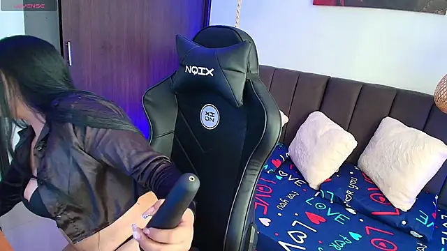 Snapshot of Aliz_Cooper_Tx chatting on 19, 3, 2026 Aliz Cooper Tx online show from 19, 3, 2026