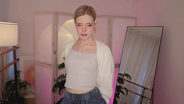 MoonlightAsuna online show from 19, 2, 2026