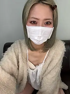 Snapshot of yumi0025 chatting on 19, 1, 2026 yumi0025 online show from 19, 1, 2026