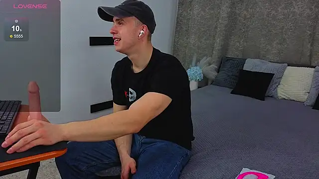 Kris Braun online show from 6, 3, 2026