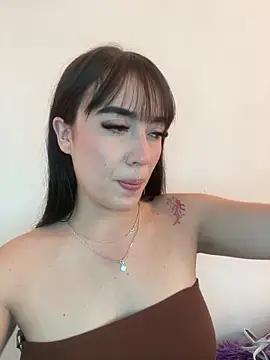 Snapshot of Melody_rousse__ chatting on 3, 3, 2026 Melody rousse online show from 3, 3, 2026