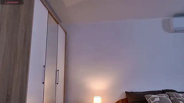 Miss sindy11 online show from 26, 6, 2026