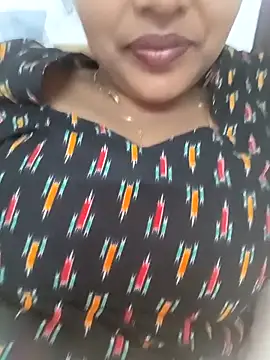 Hot-Tinaa online show from 18, 3, 2026