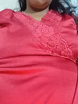 Hot-Tinaa online show from 10, 5, 2026