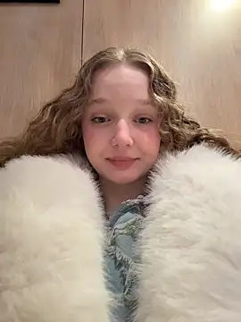 outside rosy online show from 15, 3, 2026