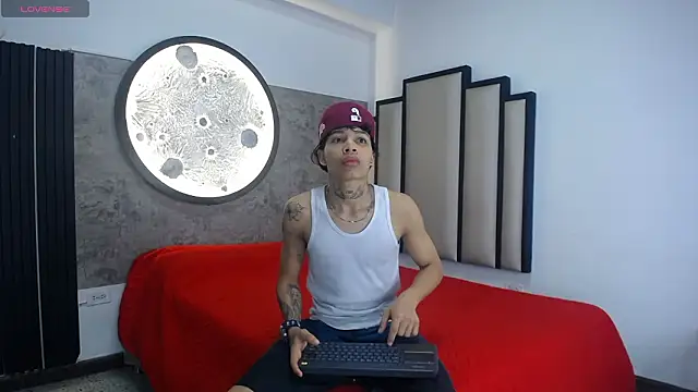 Snapshot of Dogan_Renzo0 chatting on 5, 2, 2026 Dogan Renzo0 online show from 5, 2, 2026