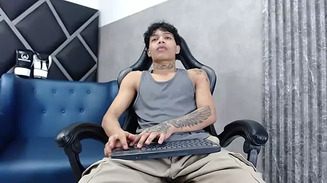 Snapshot of Dogan_Renzo0 chatting on 7, 2, 2026 Dogan Renzo0 online show from 7, 2, 2026