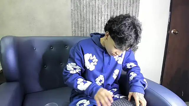 Snapshot of Dogan_Renzo0 chatting on 14, 2, 2026 Dogan Renzo0 online show from 14, 2, 2026