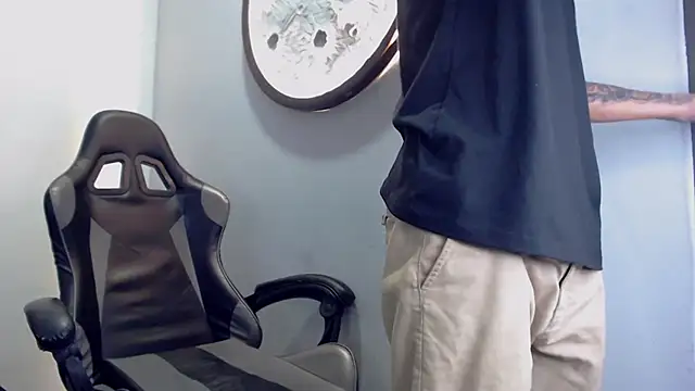 Snapshot of Dogan_Renzo0 chatting on 3, 3, 2026 Dogan Renzo0 online show from 3, 3, 2026