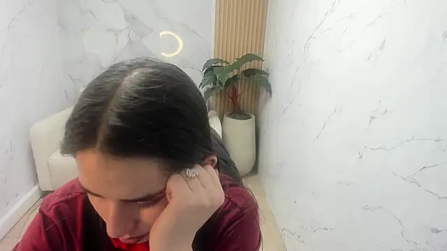 Qetsyah tf online show from 7, 2, 2026