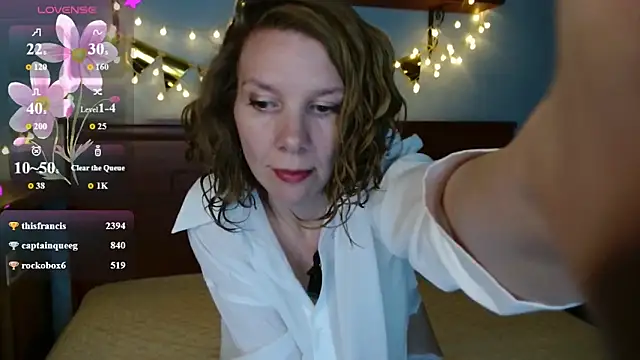 Daisy Lovely online show from 6, 5, 2026