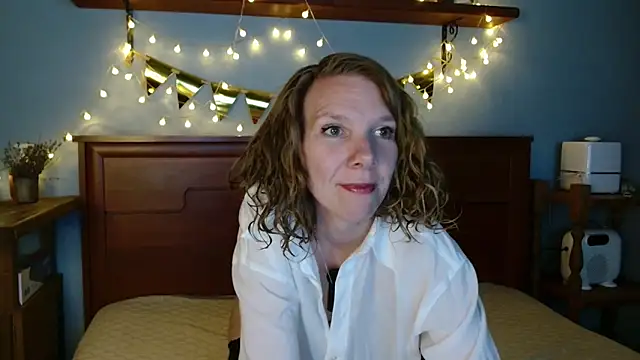 Daisy Lovely online show from 1, 6, 2026