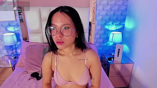 Rose Allure online show from 13, 2, 2026