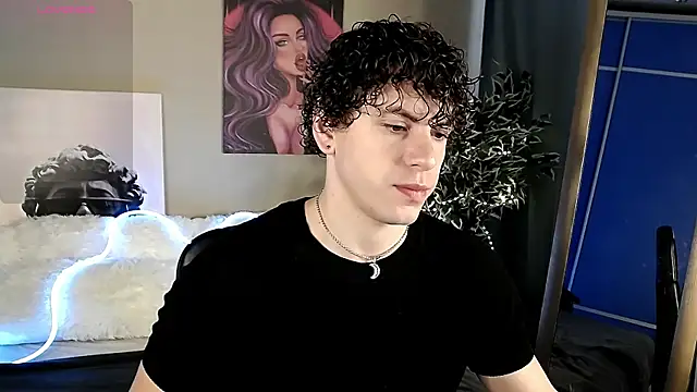 Snapshot of TylerGibson chatting on 25, 5, 2026 TylerGibson online show from 25, 5, 2026