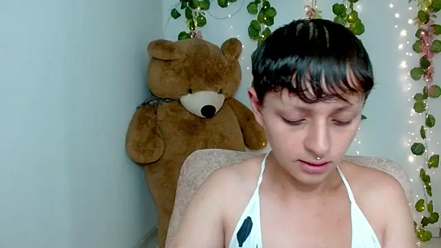 Snapshot of princess1609 chatting on 16, 2, 2026 princess1609 online show from 16, 2, 2026