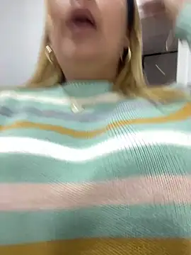 Snapshot of veronica414 chatting on 19, 3, 2026 veronica414 online show from 19, 3, 2026