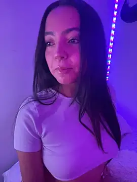 Snapshot of laraa_rous chatting on 12, 2, 2026 laraa rous online show from 12, 2, 2026