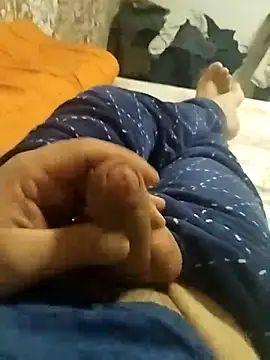 GorgeousBitter online show from 1, 2, 2026