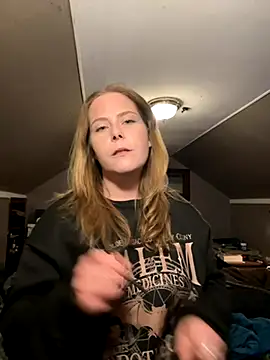 Snapshot of HazelFr33bird chatting on 13, 10, 2025 HazelFr33bird online show from 13, 10, 2025