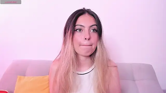 Fernanda aaaa online show from 16, 5, 2026