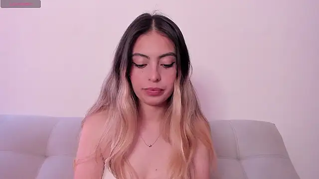 Fernanda aaaa online show from 20, 5, 2026