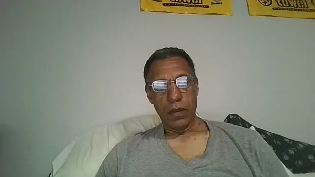 swimmer2496 online show from 3, 5, 2026