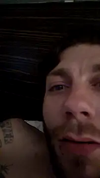 Snapshot of bai_leigh chatting on 8, 4, 2026 bai leigh online show from 8, 4, 2026