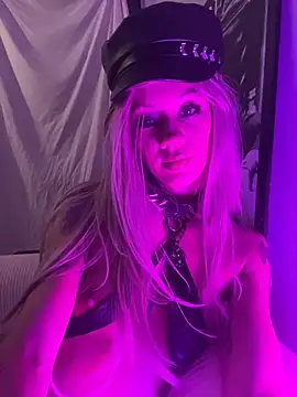 luxxlola online show from 20, 2, 2026