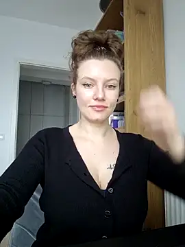 LadyAmora online show from 10, 2, 2026